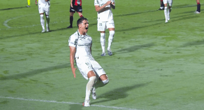 Passeio no Barradão: Palmeiras atropela o Vitória por 4 a 0 e reina absoluto na liderança do Brasileirão